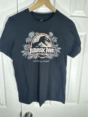 Jurassic Park Graphic T-Shirt Black Size S